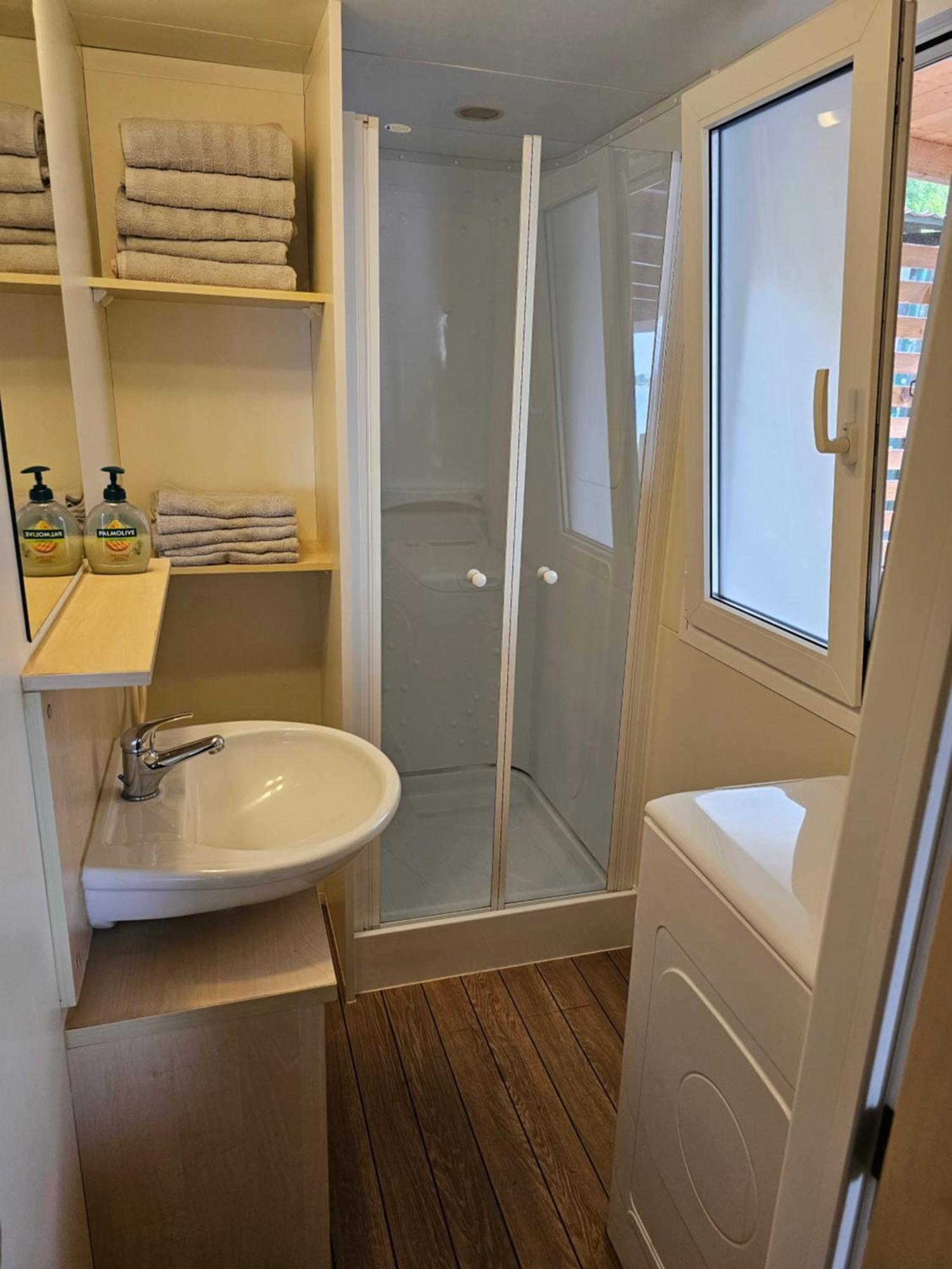 K9 Mobile Home Camp Imperial Vodice Bagian luar foto